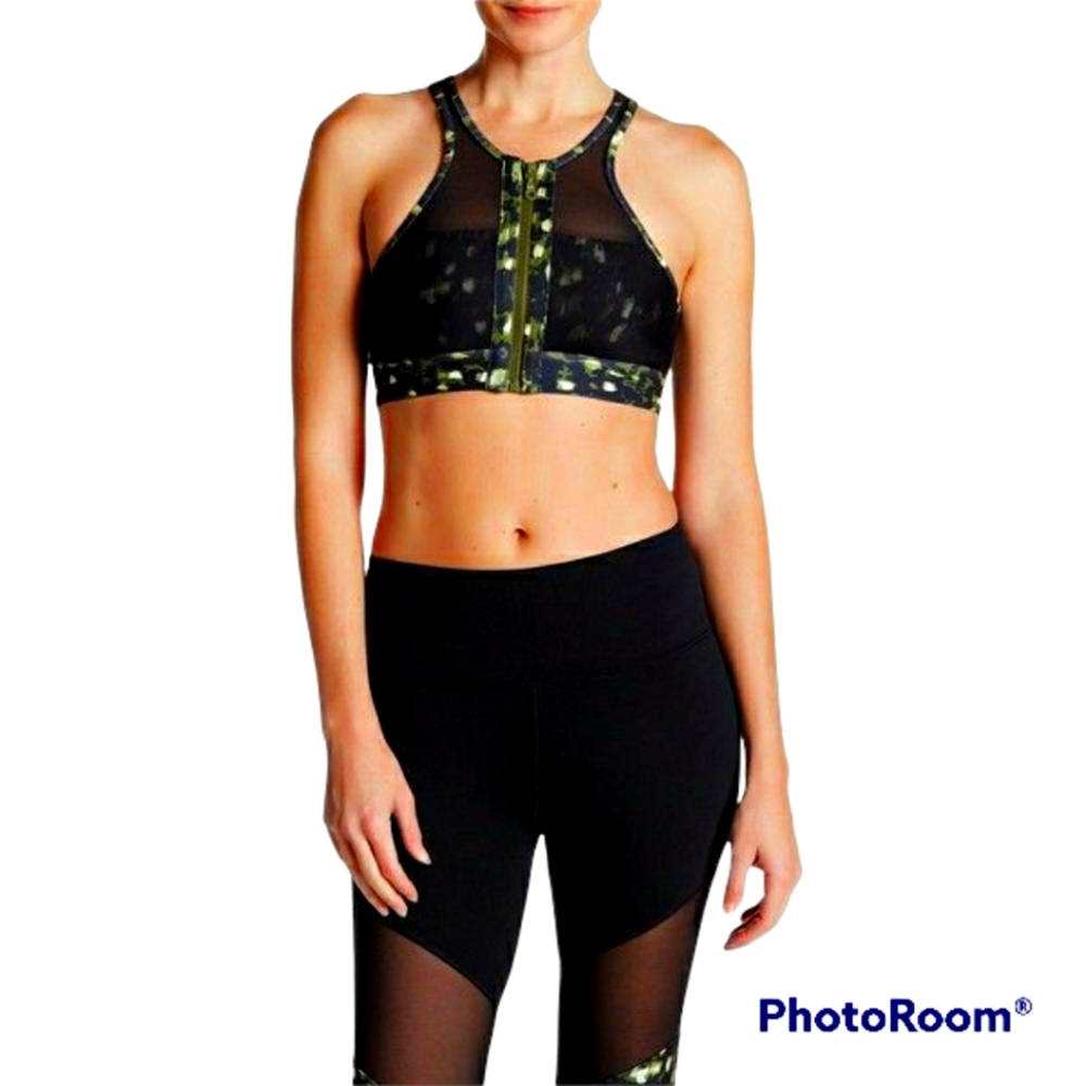 New sport bra c&c California camouflaged
